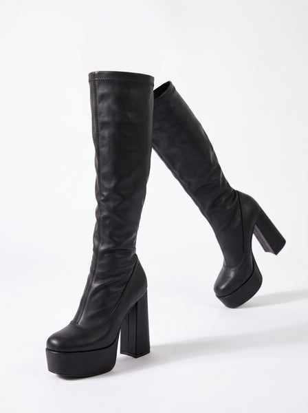 BOTA NEGRA TIPO BRATZ CON TACÓN GRUESO Y PLATAFORMA (MOD 230)