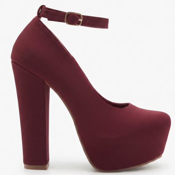 ZAPATILLA VINO CON PLATAFORMA Y TACÓN GRUESO (MOD 700)