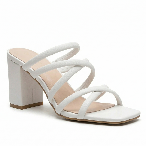 ZAPATILLA BLANCA DE TACÓN GRUESO CON TIRAS (MOD 1730)