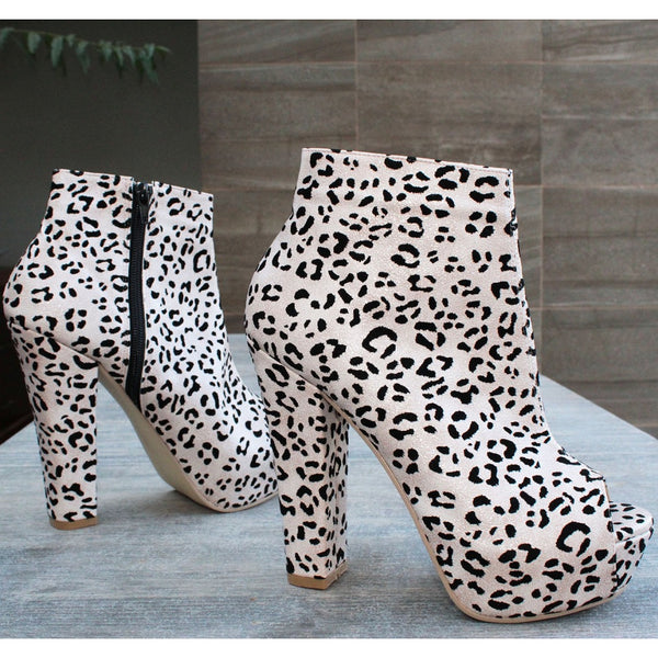 BOTÍN PEEP TOE ANIMAL PRINT  DE TACÓN GRUESO CON PLATAFORMA (MOD 362)