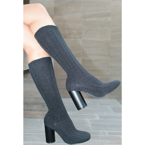 BOTÍN STRETCH NEGRO DE TACÓN GRUESO (MOD VERNEY)