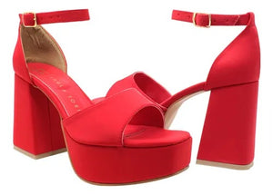 SANDALIA ROJA DE TACÓN CAMPANA CON PLATAFORMA (MOD 300)
