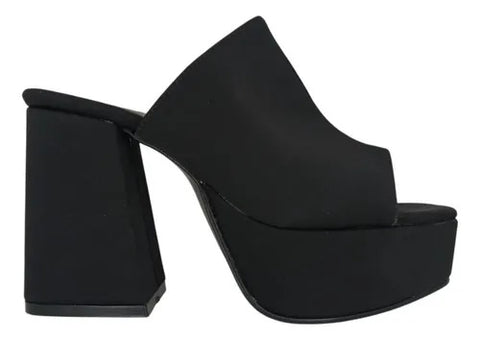 ZAPATILLA ZUECA NEGRA CON TACÓN ANCHO (MOD 200)