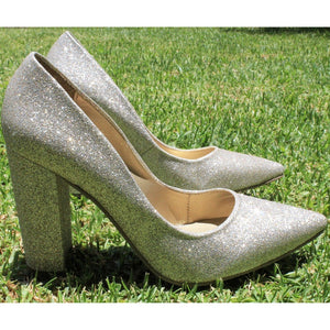 ZAPATILLA DORADA DE TACÓN GRUESO CON GLITTER (MOD 4000)