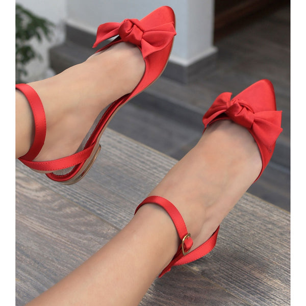 BALLERINA ROJA CON PULSERA Y MOÑO (MOD ALBA)
