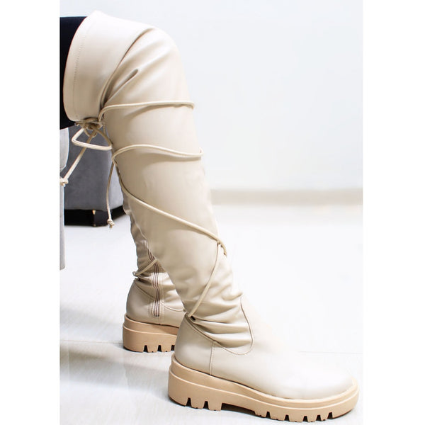 BOTA CREMA TRACK DE TUBO ALTO CON TIRAS (MOD 174)