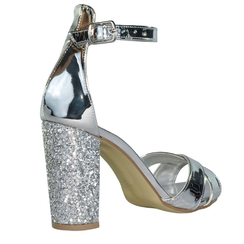 SANDALIA TACON BRILLANTE PLATA (MOD 7364)